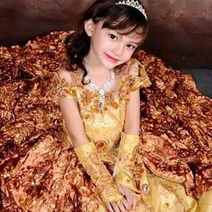 Meet your Posher, Meriam